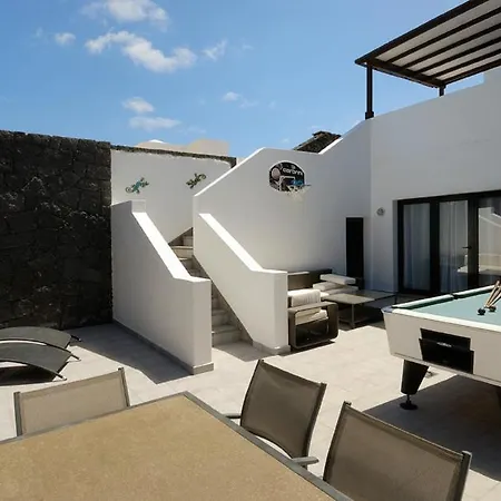 Playa Blanca Sleeps 10 Pool Air Con Wifi