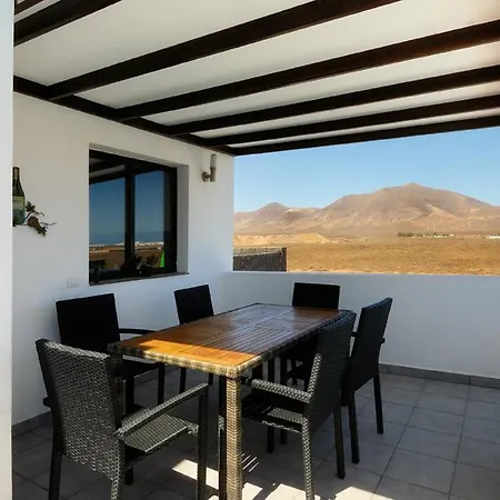 Willa Playa Blanca Sleeps 10 Pool Air Con Wifi Playa Blanca (Lanzarote)