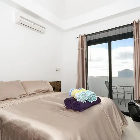 Βίλα Playa Blanca Sleeps 10 Pool Air Con Wifi